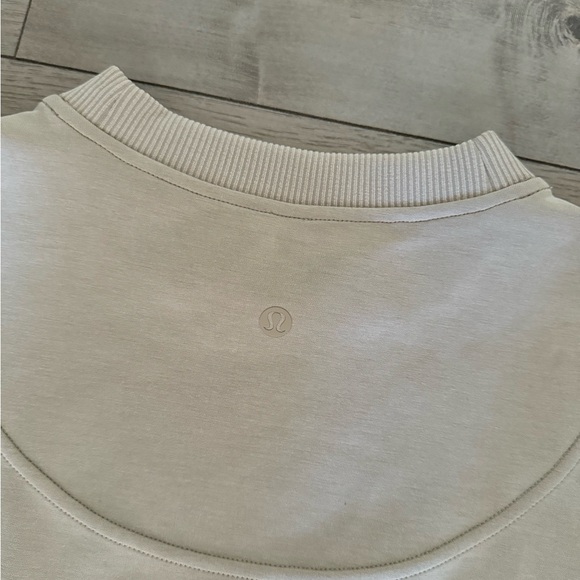 Lululemon Soft Stream Short Sleeve Top - Picture 2 of 3